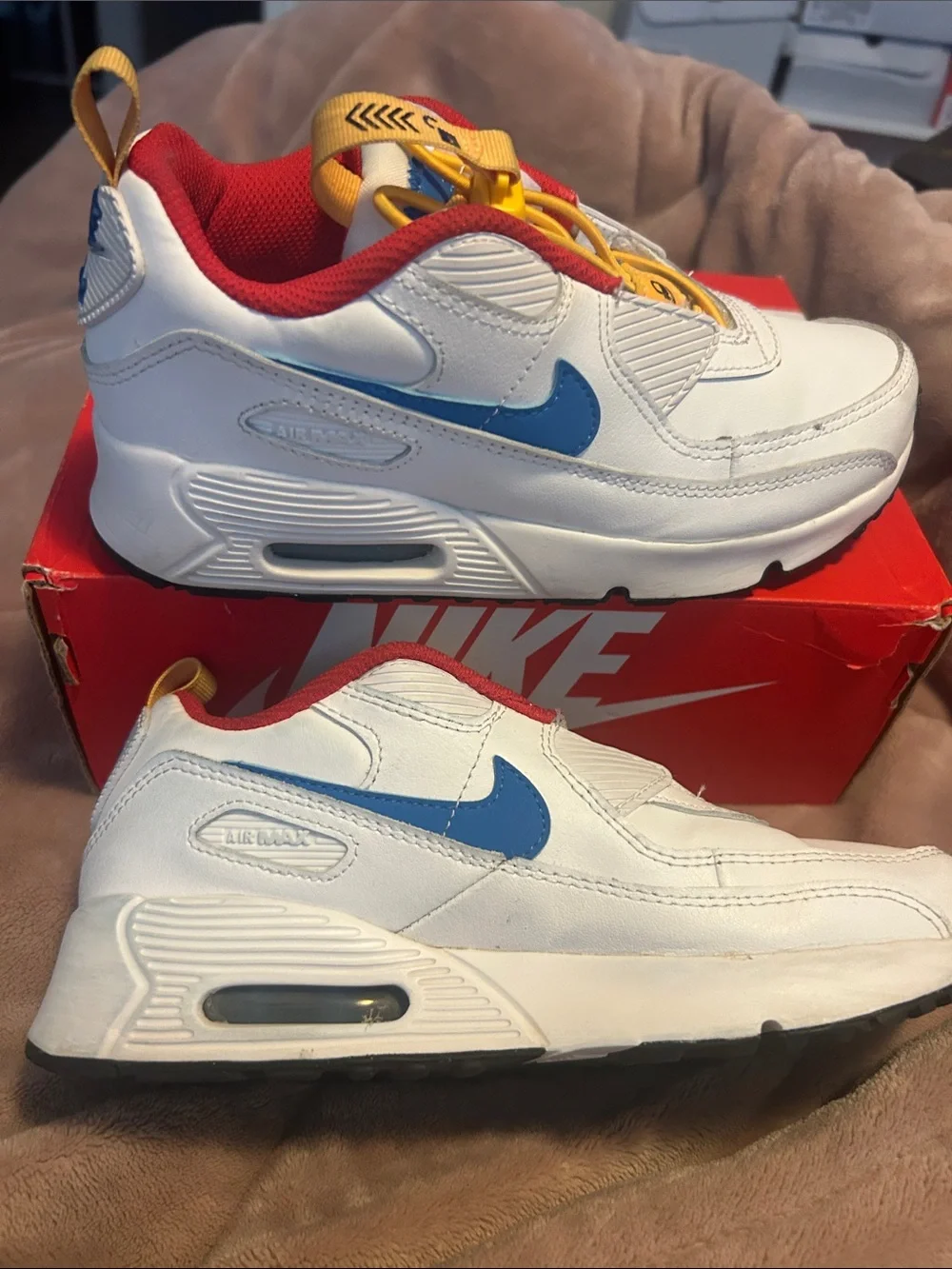 Nike Kids White, Red, Blue & Yellow Lace-Lock Sneakers